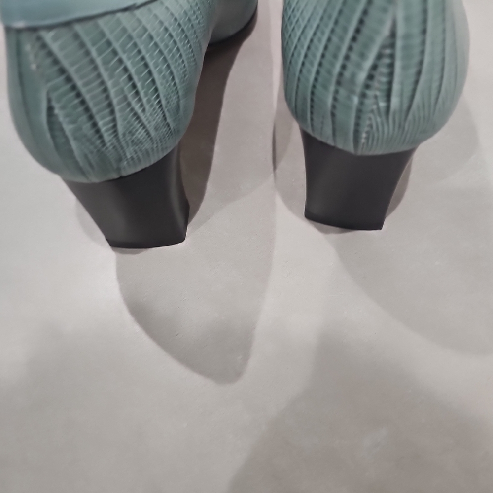 Vtg.Talbots Shoes,Turqueza Leather Finola Vero Cuio Italian Made Pumps Heels . - Picture 8 of 8